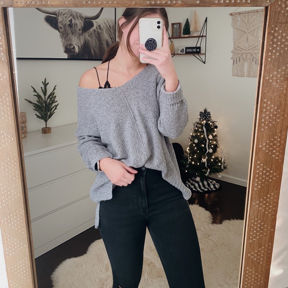 Apricot Lane Gray V-Neck Sweater